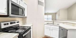 4907 Stratford Pine Lane Gallery 12