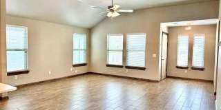 709 Caladium Drive Gallery 8
