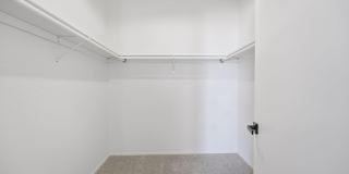 22408 N Las Vegas Drive Gallery 42
