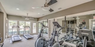 Woodchase Apartments Gallery 14