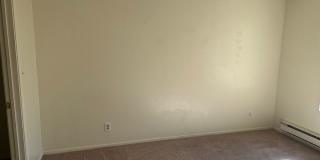 Cozy 1-Bedroom Condo in Prime Location Gallery 8