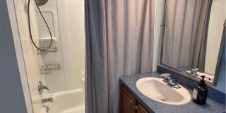 1579 Laclede Road Gallery 21