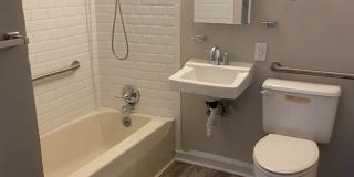 1423 5th St Gallery 10