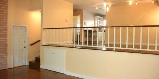 5266 Lindley Avenue Gallery 15