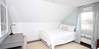 139 Coggeshall Avenue Gallery 25
