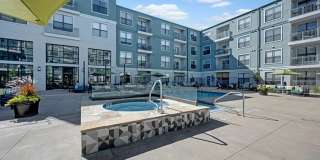 The Metro Apartments Gallery 17