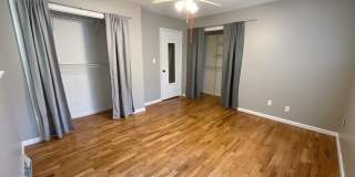 PRE-LEASING Gallery 10
