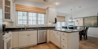 5 Grant Street Gallery 7