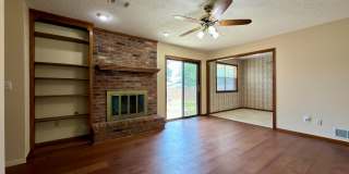 Gorgeous Brick Home for Rent! - 3 Bedroom, 2 Bath, 2 Car garage - 1,797 sf Gallery 6