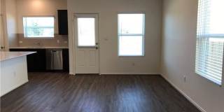 Single Story 4 Bed/2 Bath in Liberty Hill Gallery 6