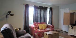 1035 W Vine Street Gallery 3