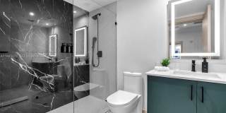 4220 Laguna St Gallery 18