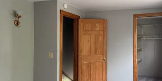 2512 N Maryland Ave Gallery 10