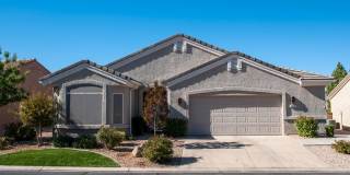 Spacious Two Bedroom home in Sunriver- Lots of Amenities! Spacious Two Bedroom home in Sunriver- Lots of Amenities! Gallery 1