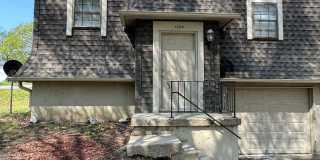 2 Bed Duplex with Bonus Room & Garage 2 Bed Duplex with Bonus Room & Garage Gallery 1