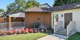 Modern First-Floor with Private Patio in Hampton Club Gallery 13