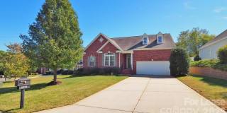 6860 Lakecrest Court Gallery 2
