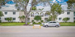 223 3rd Avenue S unit: 223 Gallery 1