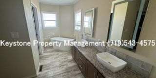 Upscale, Modern 4 Bedroom/2 Bathroom/2 Car Garage Home, PW $2350/$2350 Gallery 19