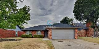 Beautiful 3 Bed 2 Bath Home in Moore Schools Beautiful 3 Bed 2 Bath Home in Moore Schools Gallery 1