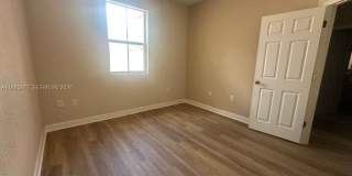 1026 NE 207th Ter Gallery 9