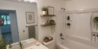 Freshly remodeled 3br/2ba with attached 2 car garage close to USD! Gallery 11