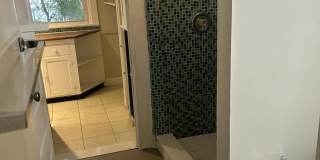 431 S M Street Gallery 21