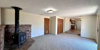 Four Bedroom Charmer! Gallery 15