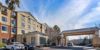 San Rafael - Francisco Blvd. East Gallery 10