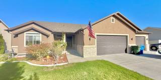 2 Bed / 1 Bath Basement Apartment Near Bangerter Highway - Private Entrance & All Utilities Included 2 Bed / 1 Bath Basement Apartment Near Bangerter Highway - Private Entrance & All Utilities Included Gallery 1