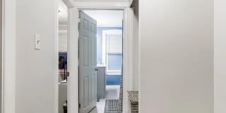 Updated 4 Bed 2 Bath Townhouse in Lancaster City! Gallery 16