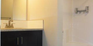 Chic artist-style lofts home with 3 bed 2.5 bath near Boise Greenbelt. Gallery 20