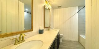 Beautiful Townhome in a perfect location Gallery 18