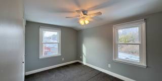 Charming 3Bed/1.5Bath Townhouse in Carney Gallery 12