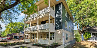 Now Leasing | Brand-New Built Green Residences | 1 Block from Manito Park Gallery 13