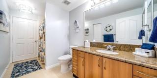 250 NE 3rd Avenue Gallery 24