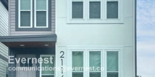 2116 Courtney Avenue Gallery 23