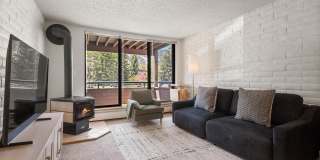 425 Vine Street Gallery 3
