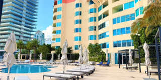 300 S Pointe Dr Gallery 24