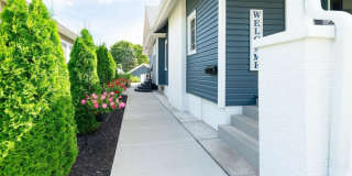 1721 Post Avenue Gallery 19