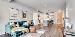 The Bowline At Mississippi Crossings Gallery 8