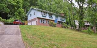 nice renovated 4 Bed 3 Bath Gallery 27
