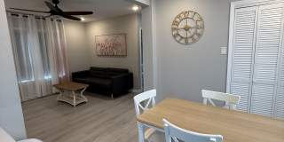 2819 South Pine Street Gallery 1