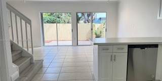 9465 SW 77th Ct Gallery 1
