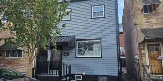 Fully Updated 3 bedroom 1 bath house for rent in the South Side Flats Gallery 1