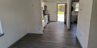 Newly Remodeled 2 Bedroom 1 1/2 Bath Home Gallery 7