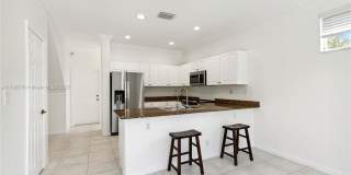 7423 Northwest 70th Avenue Gallery 13