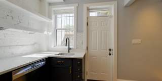 Great 3 Bedroom 2 Bath Renovated townhome in H St corridor Gallery 19