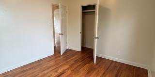 1906 8th Street Gallery 13