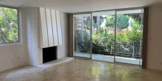 9297 Burton Way Gallery 5